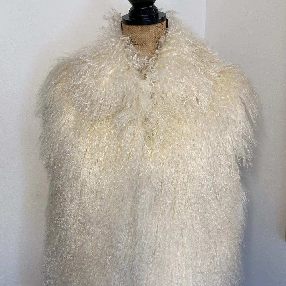 Ferrara Genuine Mongolian Lamb Fur Outdoor Cream Vest Size Small - Picture 2 of 6